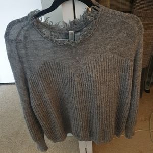 Gray Sweater (light)